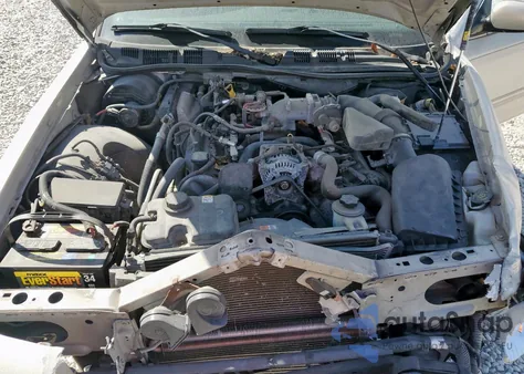 2011 Mercury Grand Marquis Ls из США, поврежденный, VIN 2MEBM7FV6BX601554